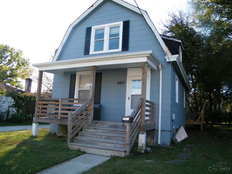 6953 Noble Avenue, North College Hill, OH 45239 Photo 2