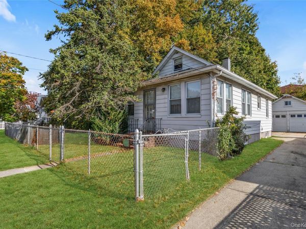 83-27 260th Street , Glen Oaks, NY 11004