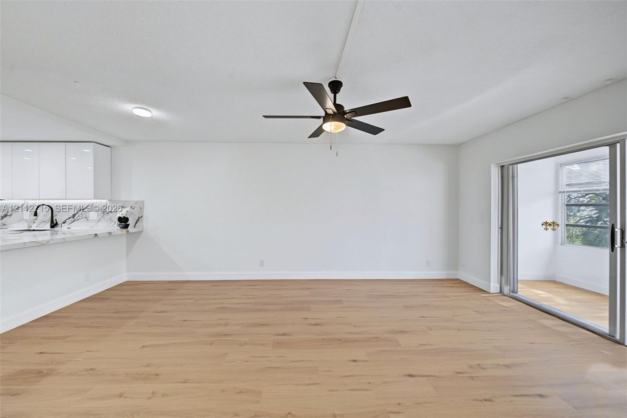 2800 NW 47th Ter , Unit 202A, Lauderdale Lakes, FL 33313 Photo
