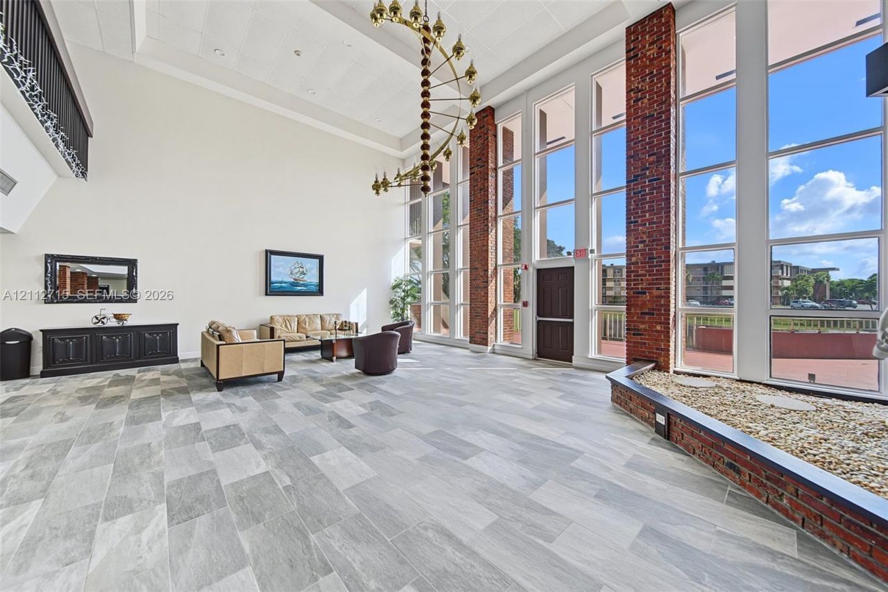 2800 NW 47th Ter , Unit 202A, Lauderdale Lakes, FL 33313 Photo