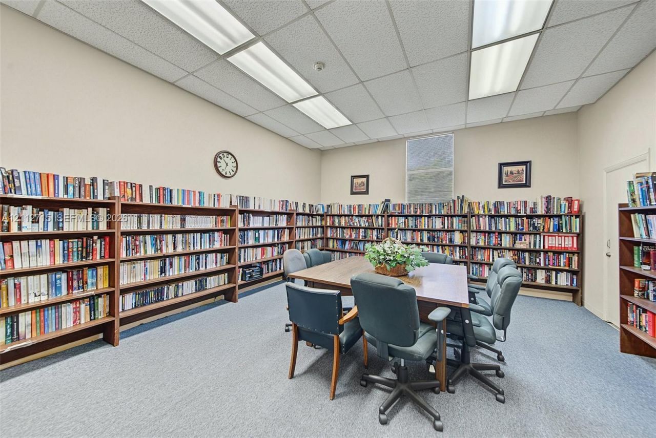 2800 NW 47th Ter , Unit 202A, Lauderdale Lakes, FL 33313 Photo