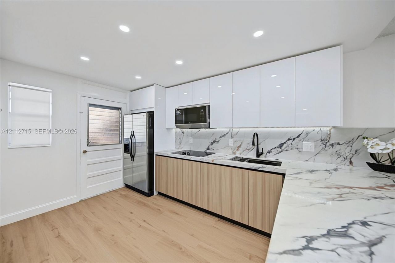 2800 NW 47th Ter , Unit 202A, Lauderdale Lakes, FL 33313 Photo