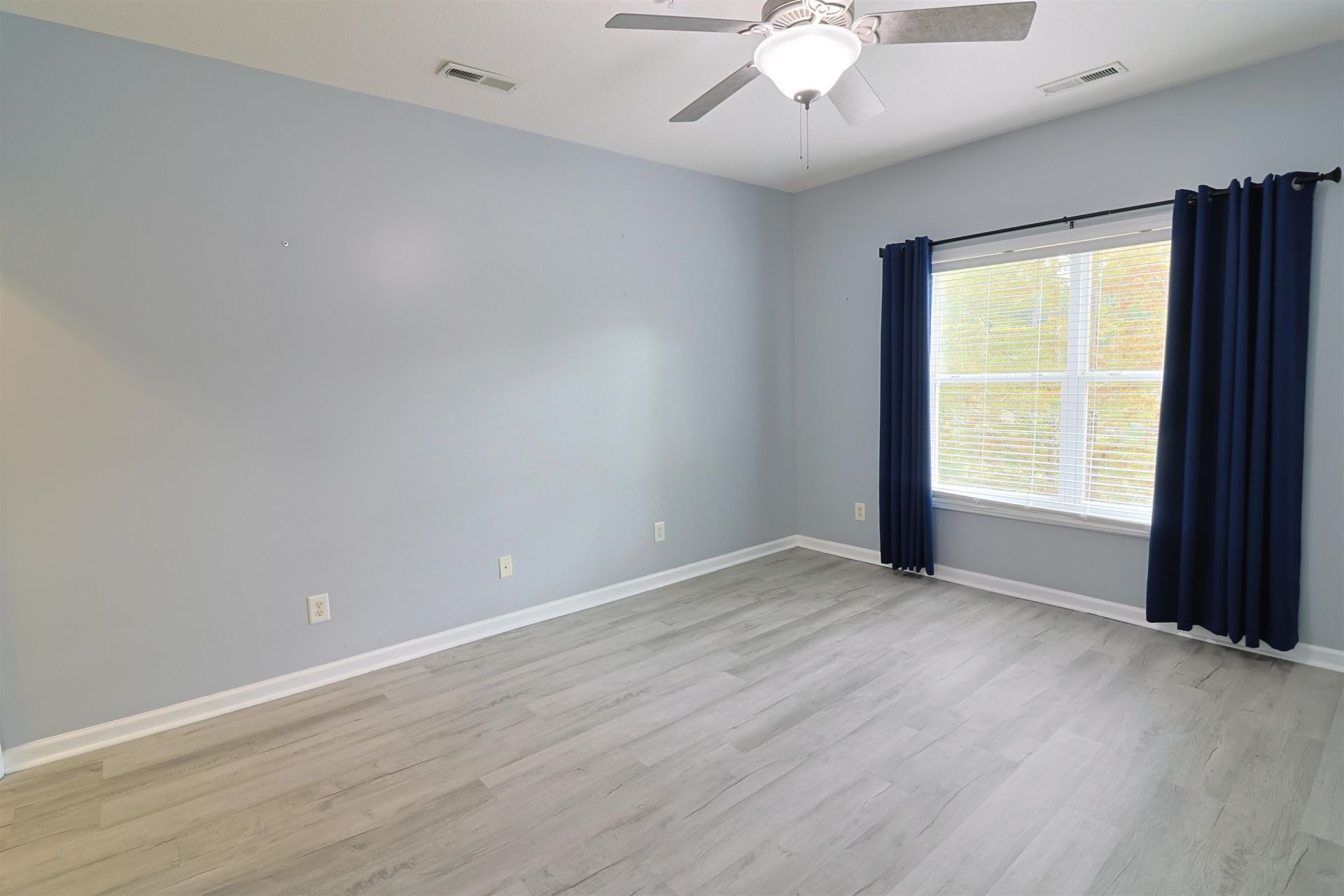4104 Pinehurst Circle Photo 13