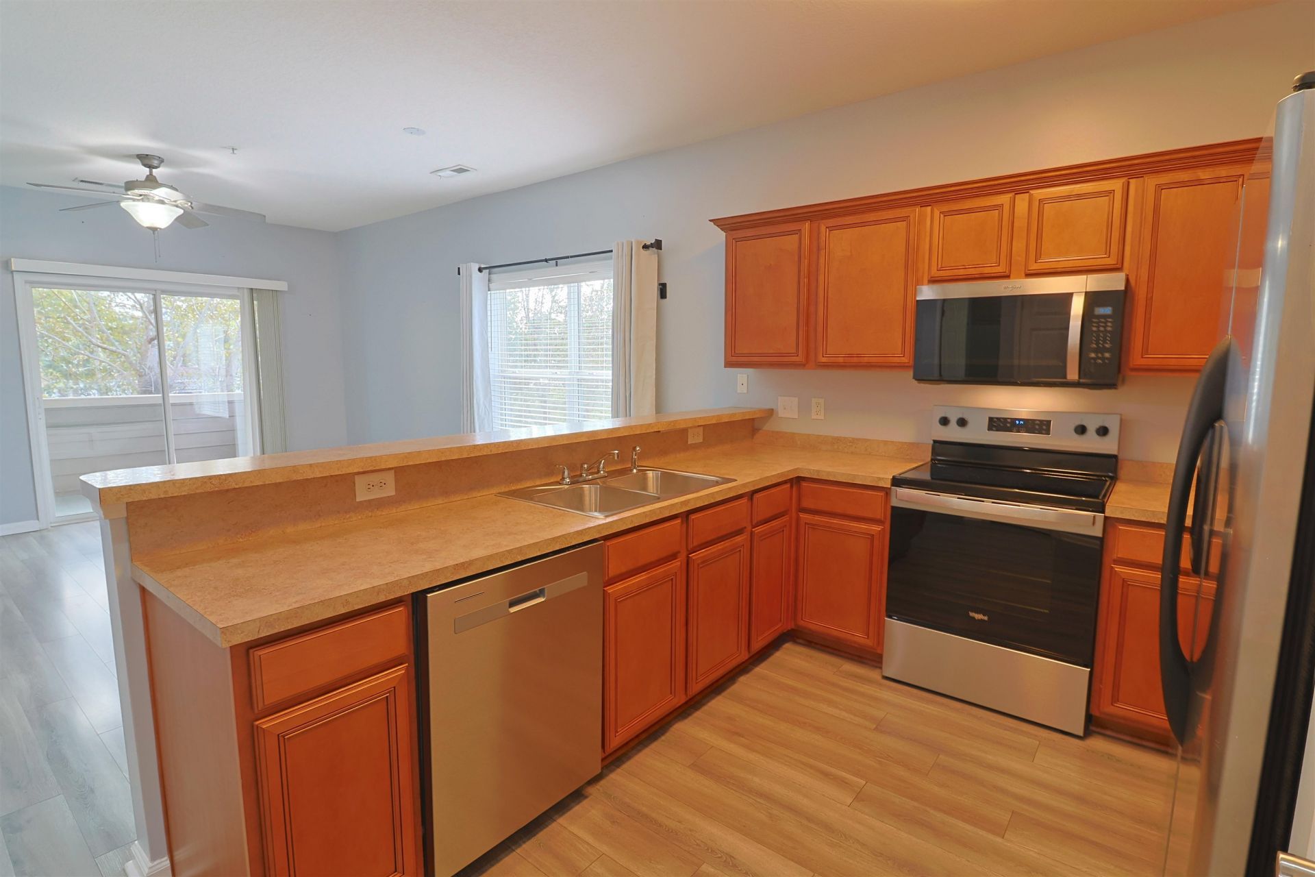 4104 Pinehurst Circle Photo 4
