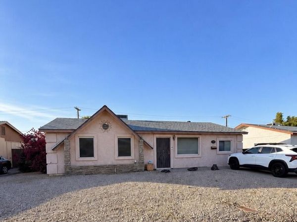 5812 N 64TH Avenue, Glendale, AZ 85301