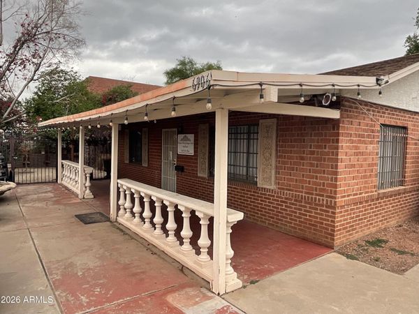 6906 E THOMAS Road, Scottsdale, AZ 85251