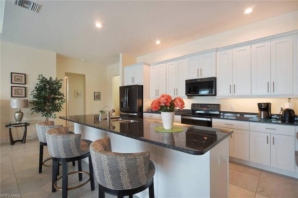 3724 SW 1st Pl , Cape Coral, FL 33914 Photo