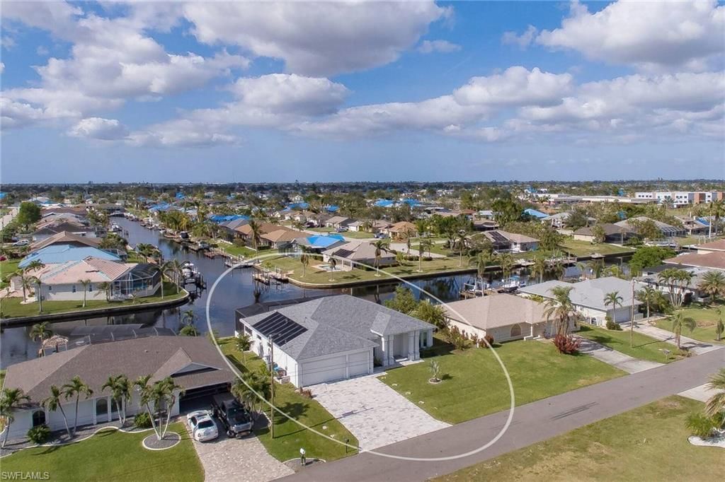 3724 SW 1st Pl , Cape Coral, FL 33914 Photo