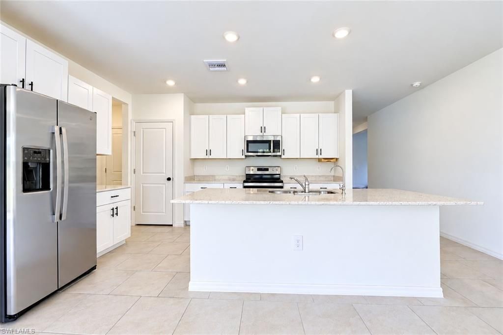 12421 Amber Waves Rd , Lehigh Acres, FL 33974 Photo