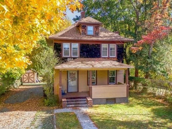 29 Valhalla Rd, Montville, NJ 07045