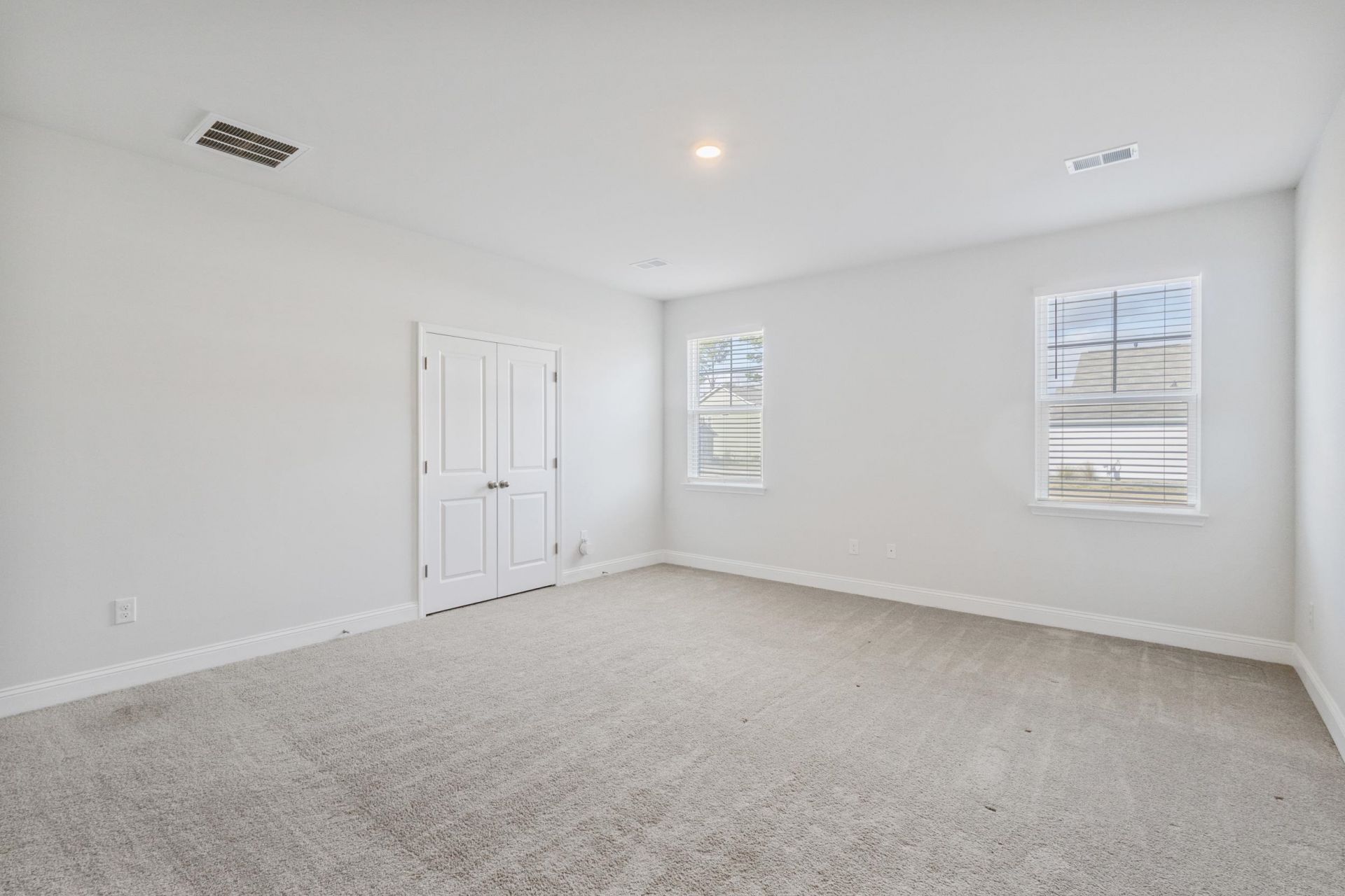 2053 Ainsley Dr.  Photo 16