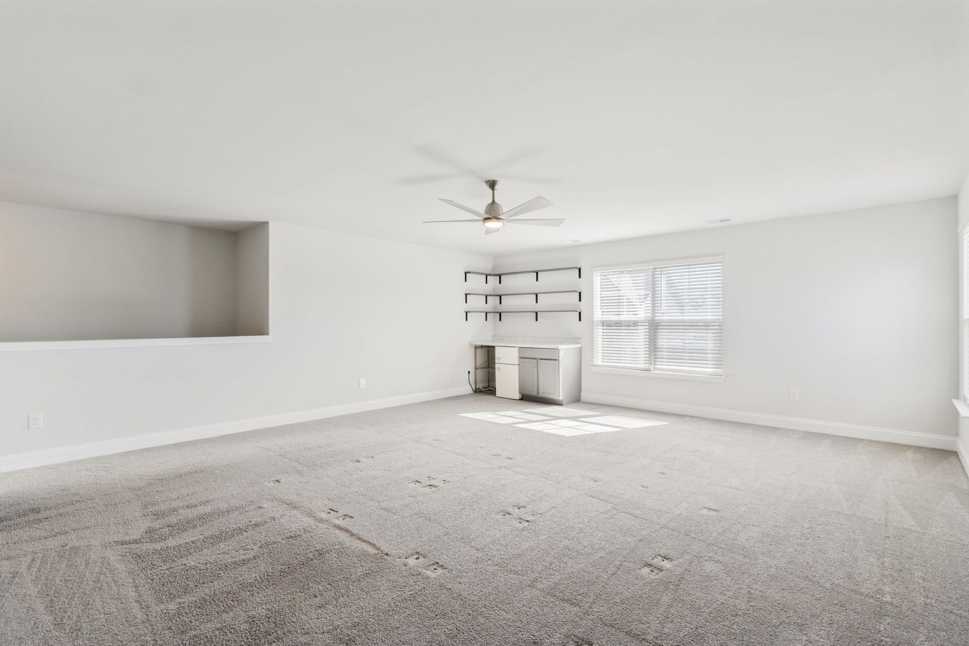 2053 Ainsley Dr.  Photo 19