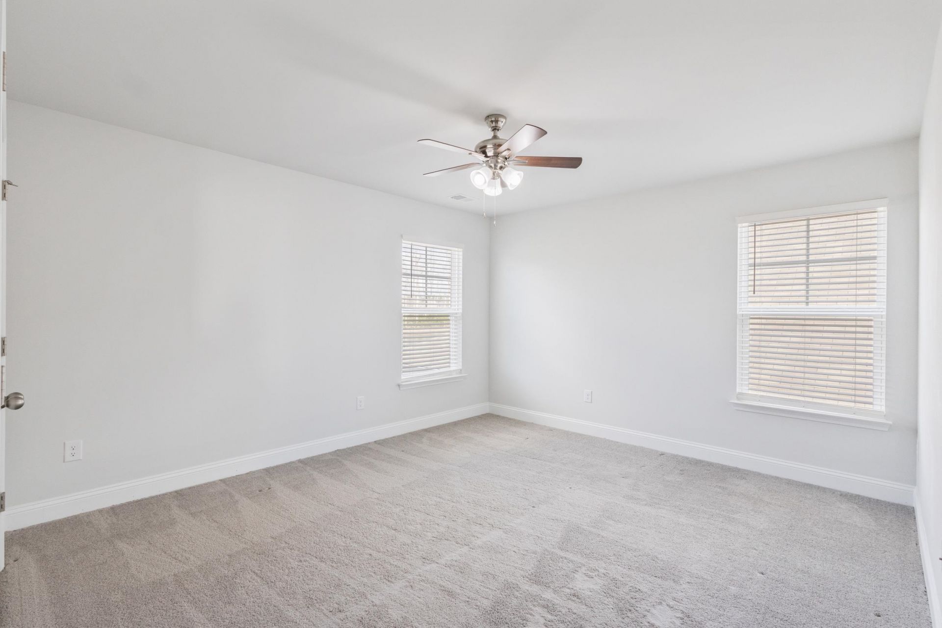 2053 Ainsley Dr.  Photo 26