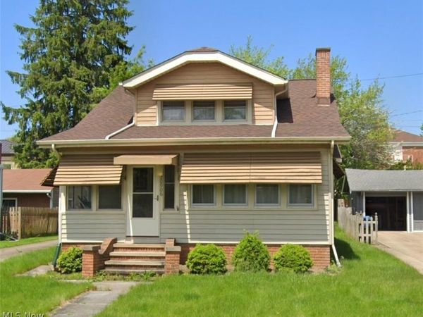 20906 Fairpark Drive , Fairview Park, OH 44126