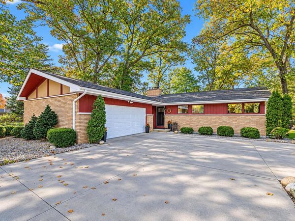 28373 Springbrook Drive, Lawton, MI 49065