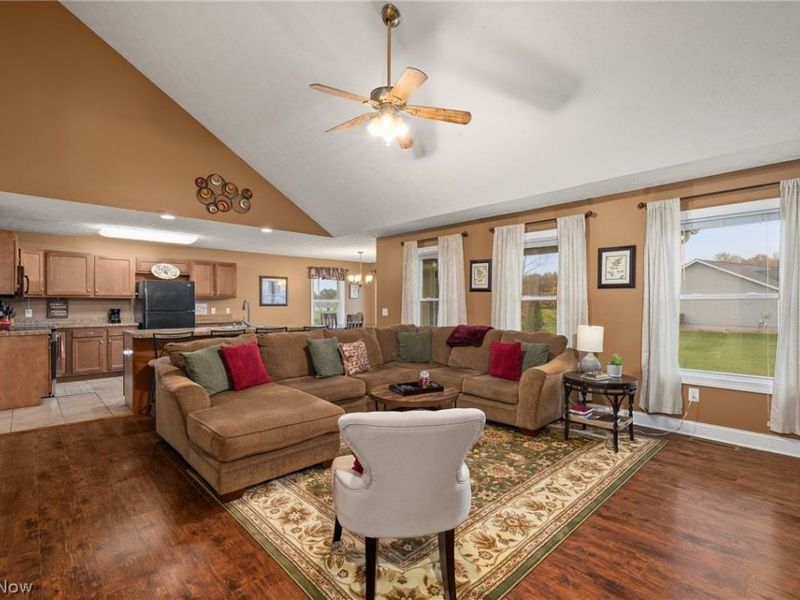 1355 W Main Street, Ashland, OH 44805 Photo 6