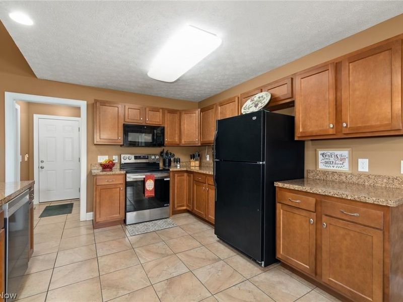 1355 W Main Street, Ashland, OH 44805 Photo 9