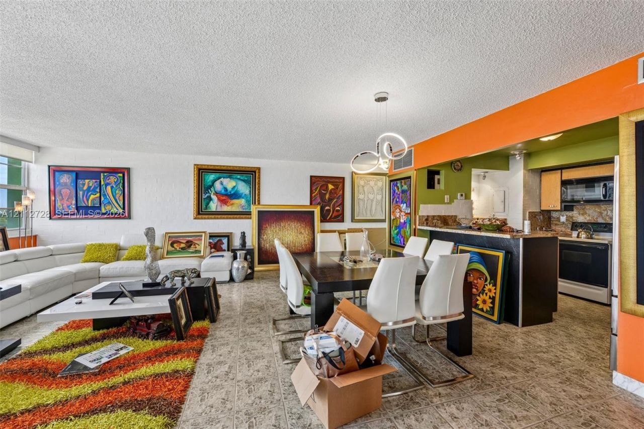 2100 Sans Souci Blvd , Unit B706, North Miami, FL 33181 Photo