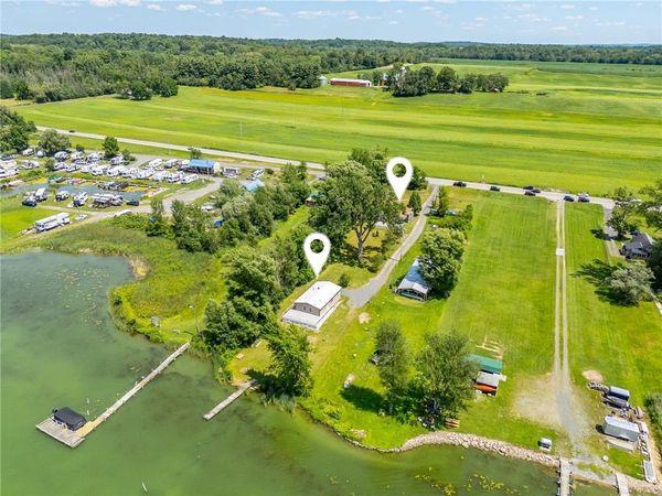 6689 State Route 90 N, Cayuga, NY 13034