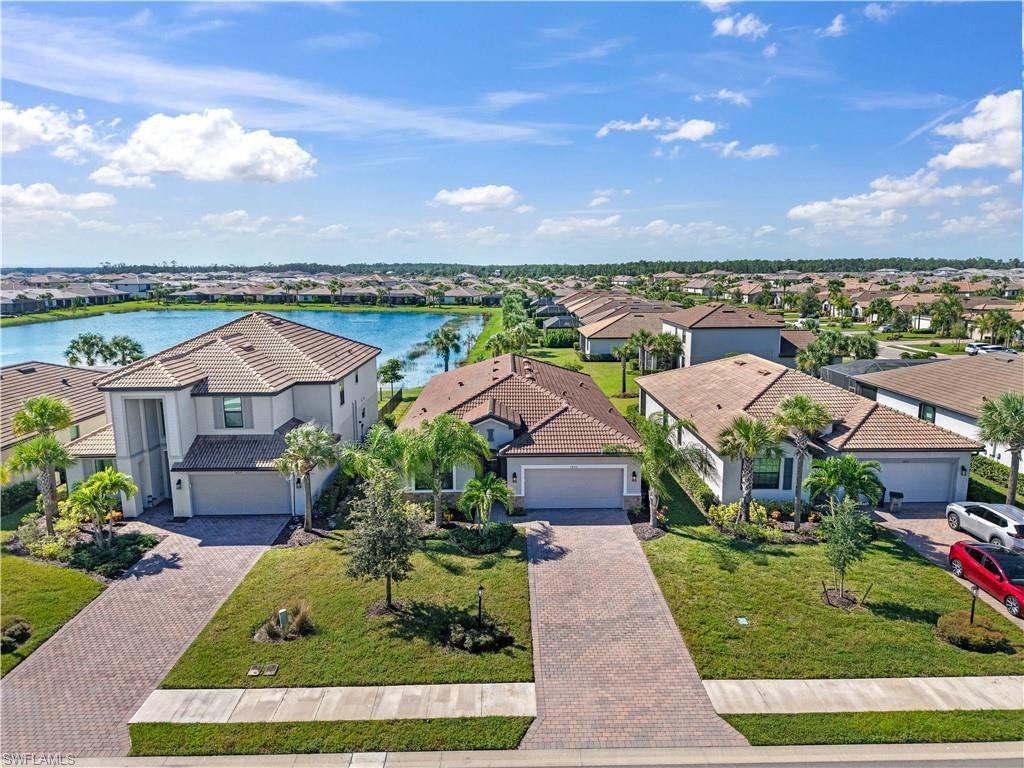 18315 Ridgeline Dr , Estero, FL 33928 Photo