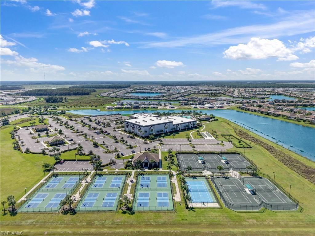 18315 Ridgeline Dr , Estero, FL 33928 Photo