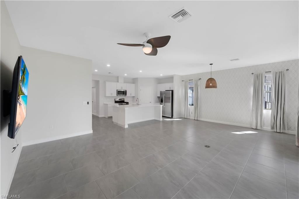18315 Ridgeline Dr , Estero, FL 33928 Photo