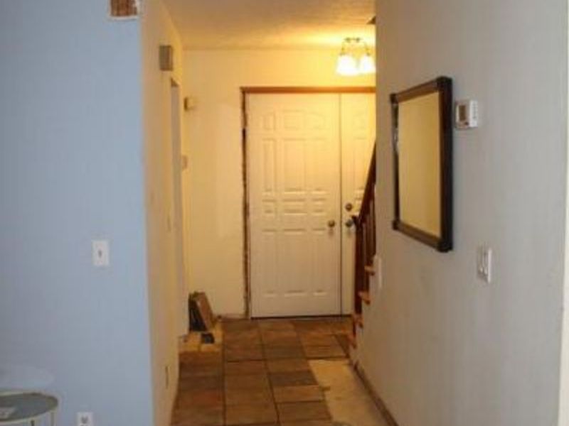 5584 Naiche Road , Columbus, OH 43213 Photo 9