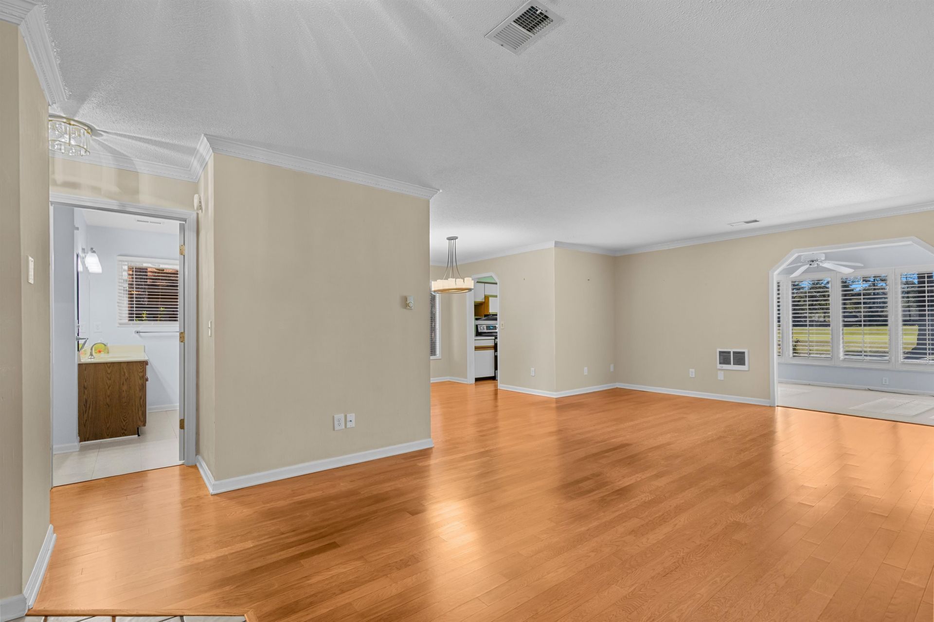 123 Mayberry Ln.  Photo 9