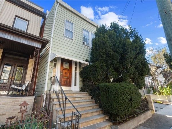 69 Reservoir Ave, Jersey, NJ 07307