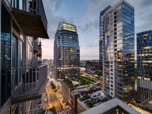 301 Demonbreun St , Unit 1812, Nashville, TN 37201