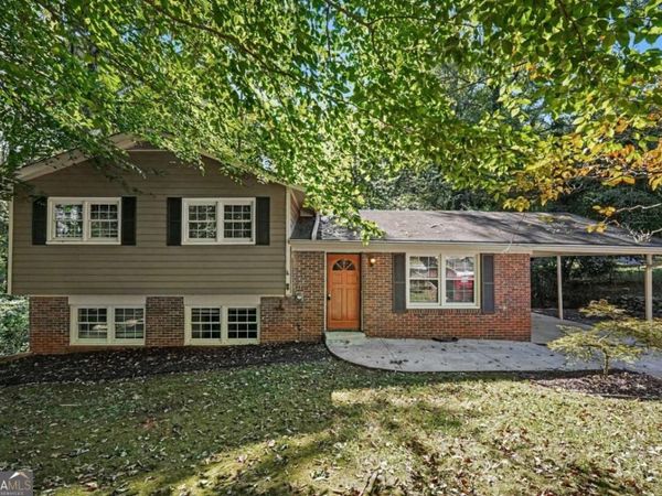 1883 Willow Lane, Acworth, GA 30102