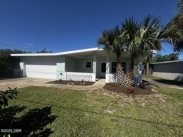 123 Bridgeport Road, Daytona Beach, FL 32118