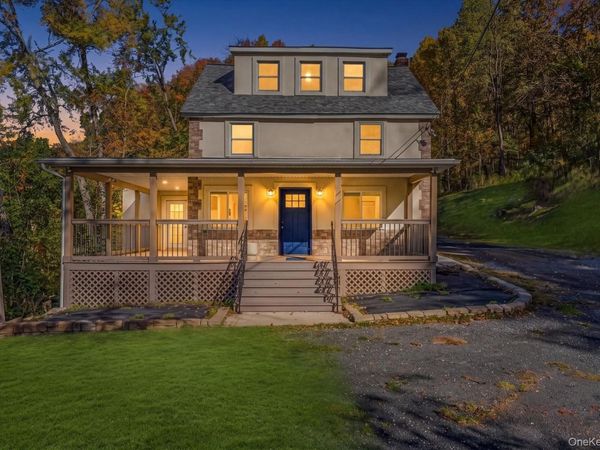 165 E Dorsey Lane, Poughkeepsie, NY 12601