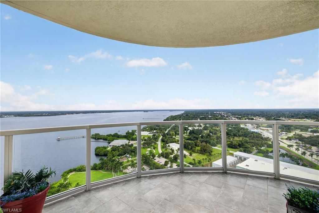 3000 Oasis Grand Blvd , Unit 2807, Fort Myers, FL 33916 Photo