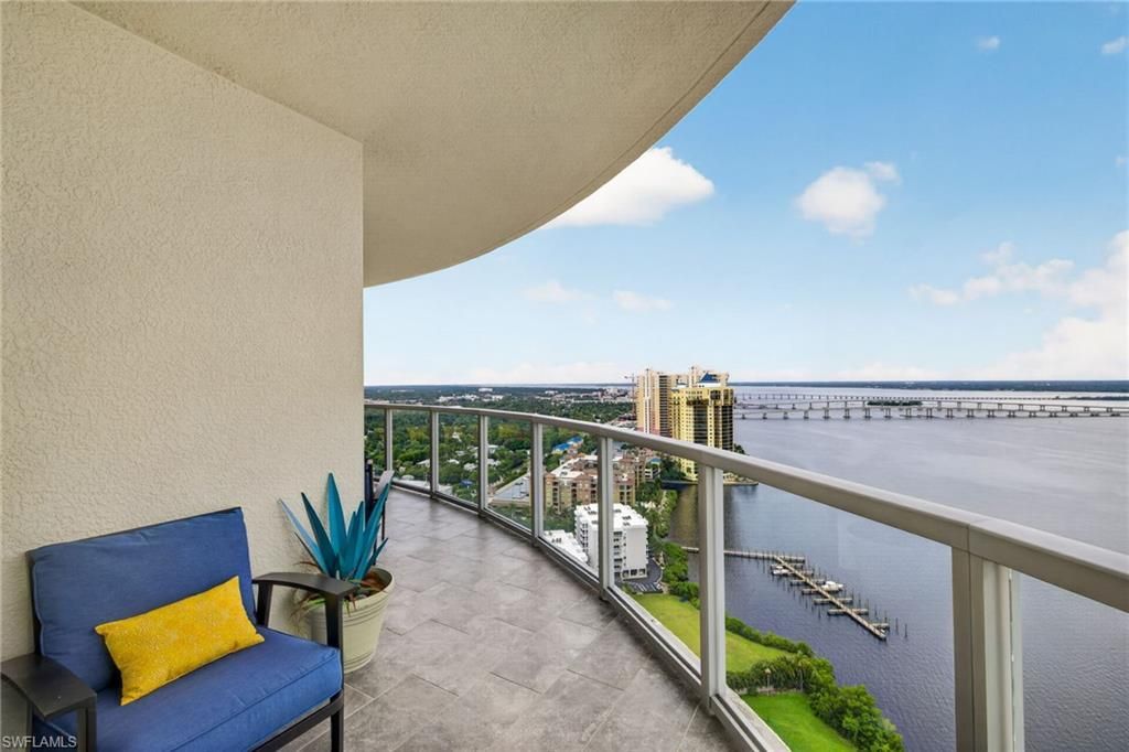 3000 Oasis Grand Blvd , Unit 2807, Fort Myers, FL 33916 Photo