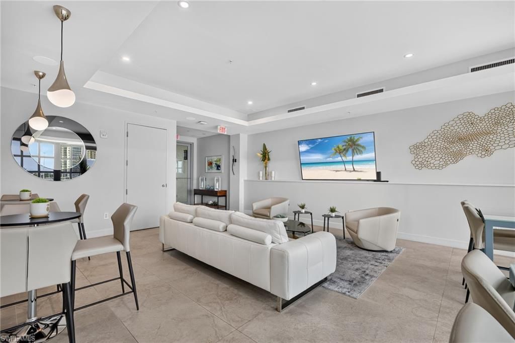 3000 Oasis Grand Blvd , Unit 2807, Fort Myers, FL 33916 Photo