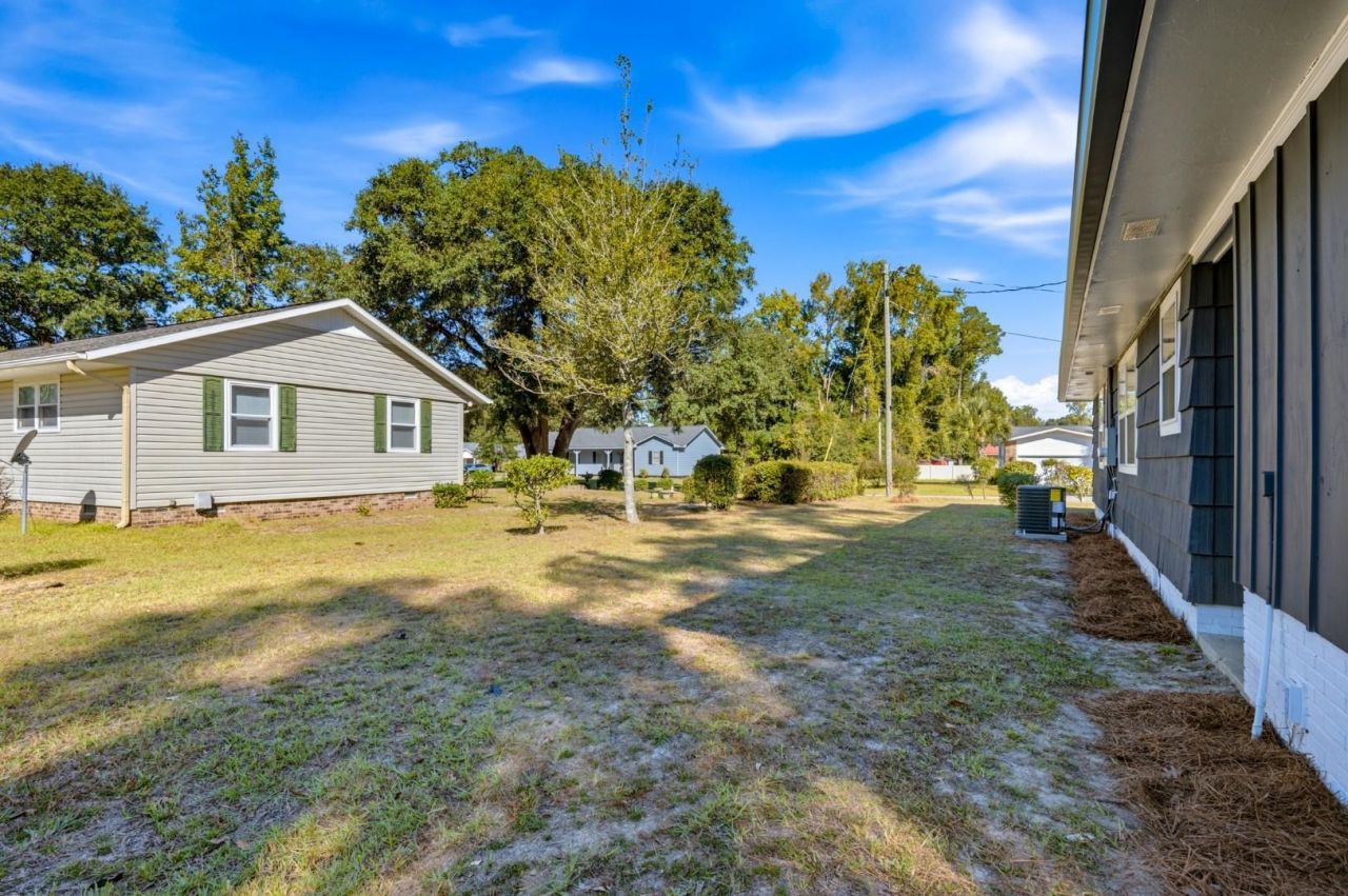 1804 Maple Ave.  Photo 27