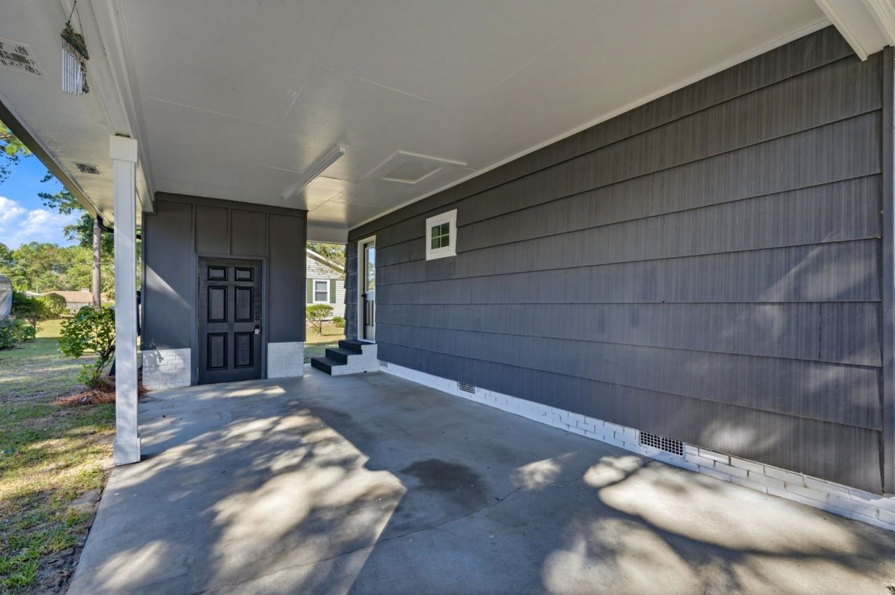 1804 Maple Ave.  Photo 28