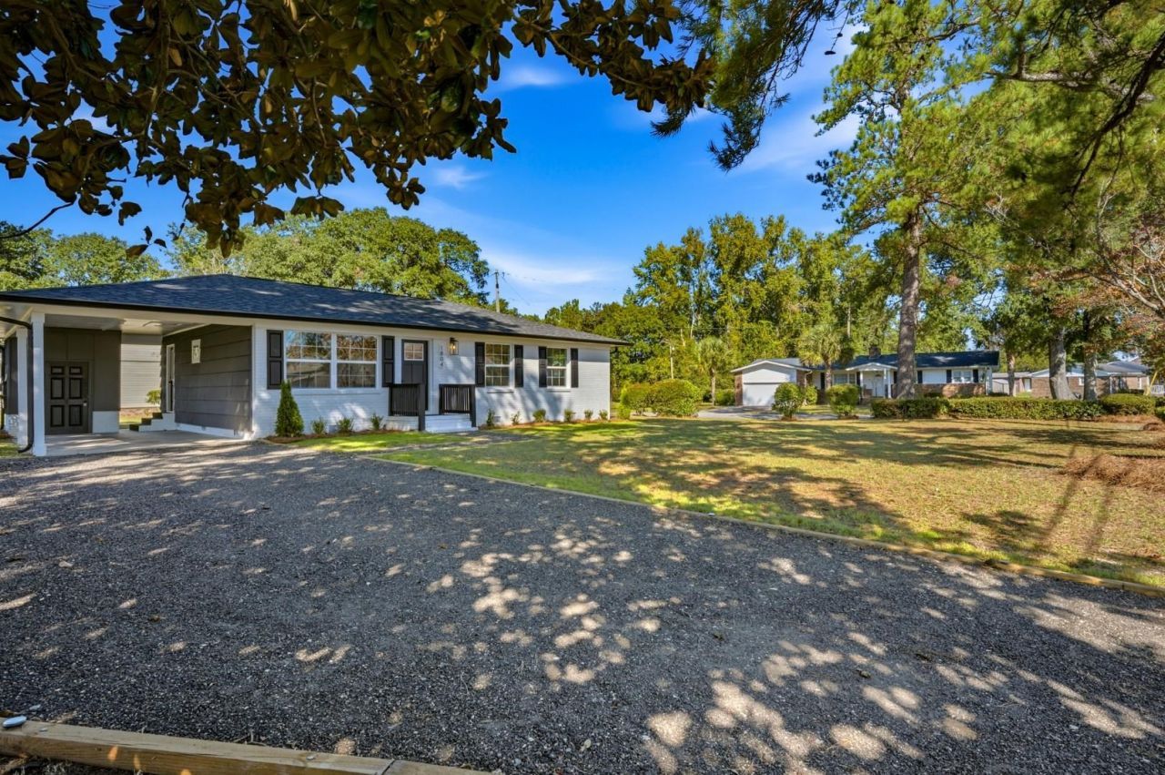 1804 Maple Ave.  Photo 30