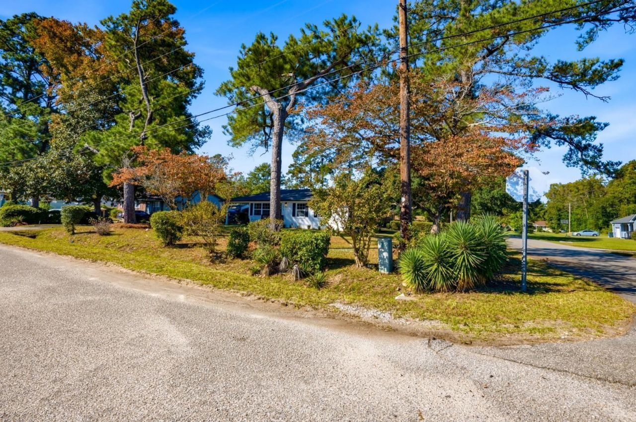 1804 Maple Ave.  Photo 34