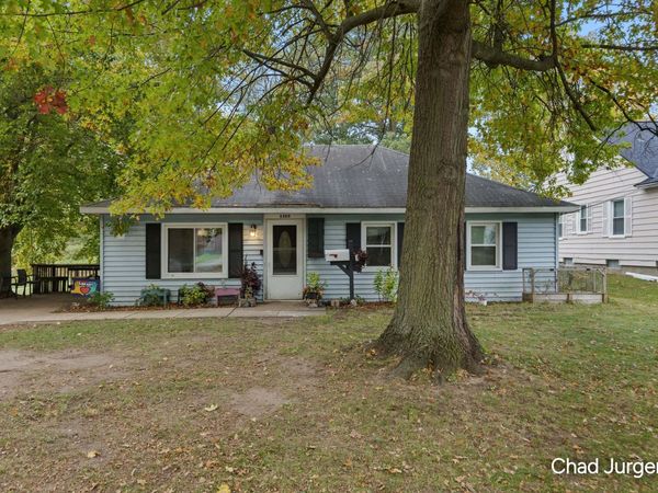 3389 Ottawa Avenue SW, Grandville, MI 49418