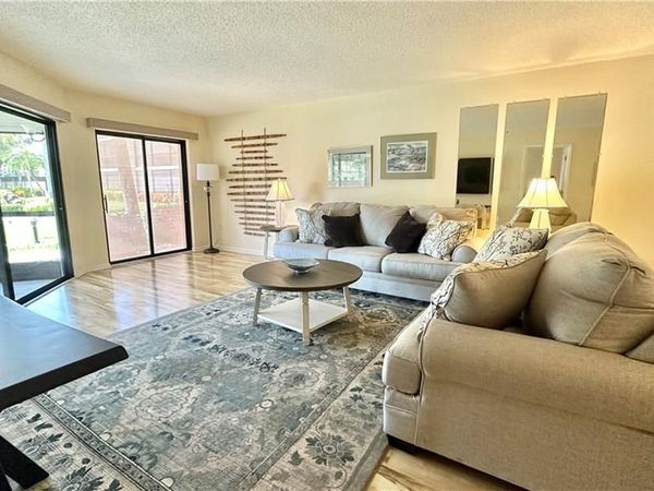6979 Winkler RD, Unit 117, FORT MYERS, FL 33919