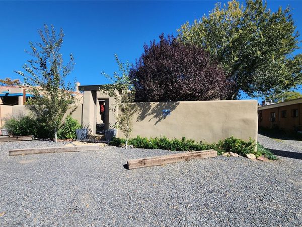 715 S Saint Francis Drive , Santa Fe, NM 87505