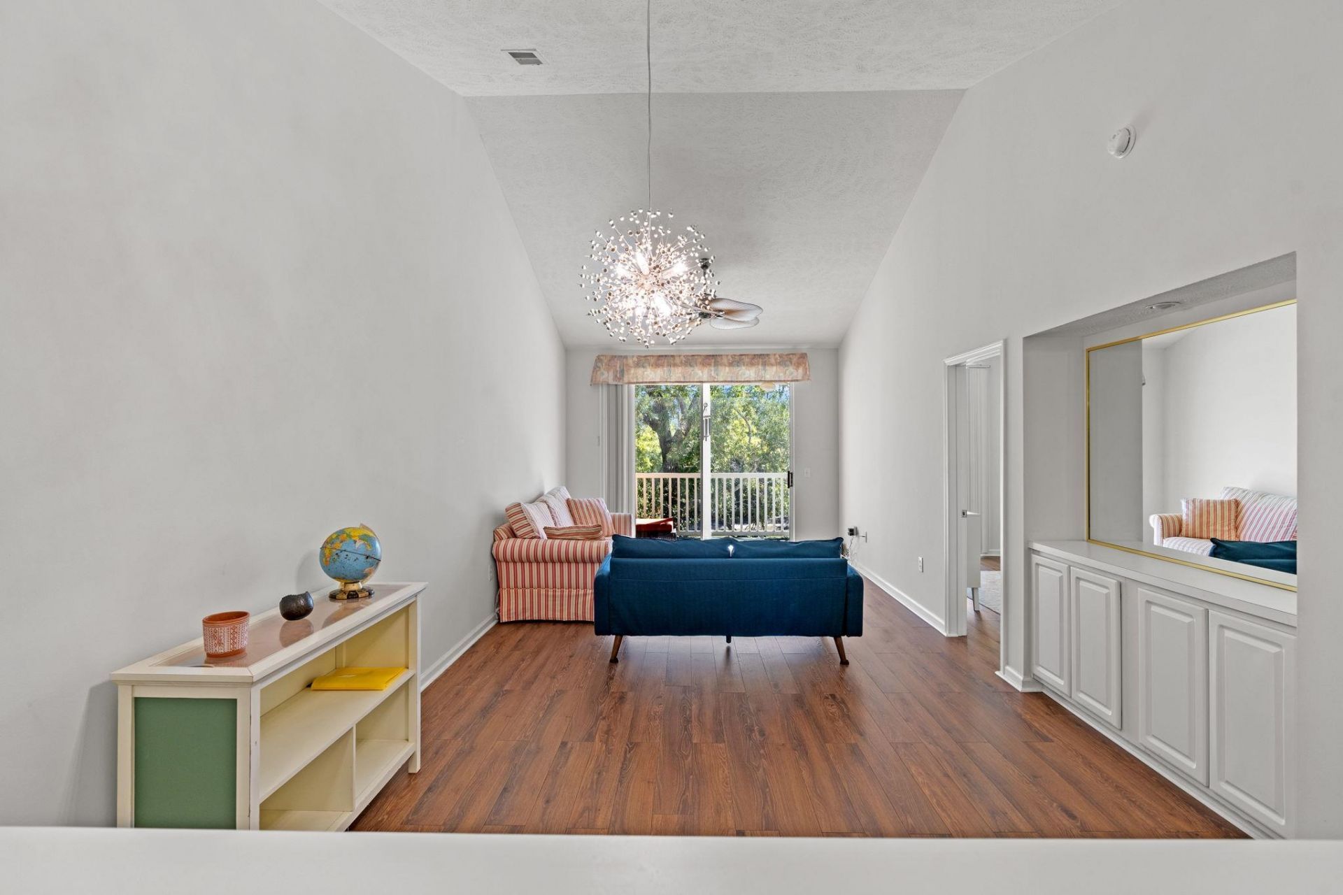 620 River Oaks Dr.  Photo 8