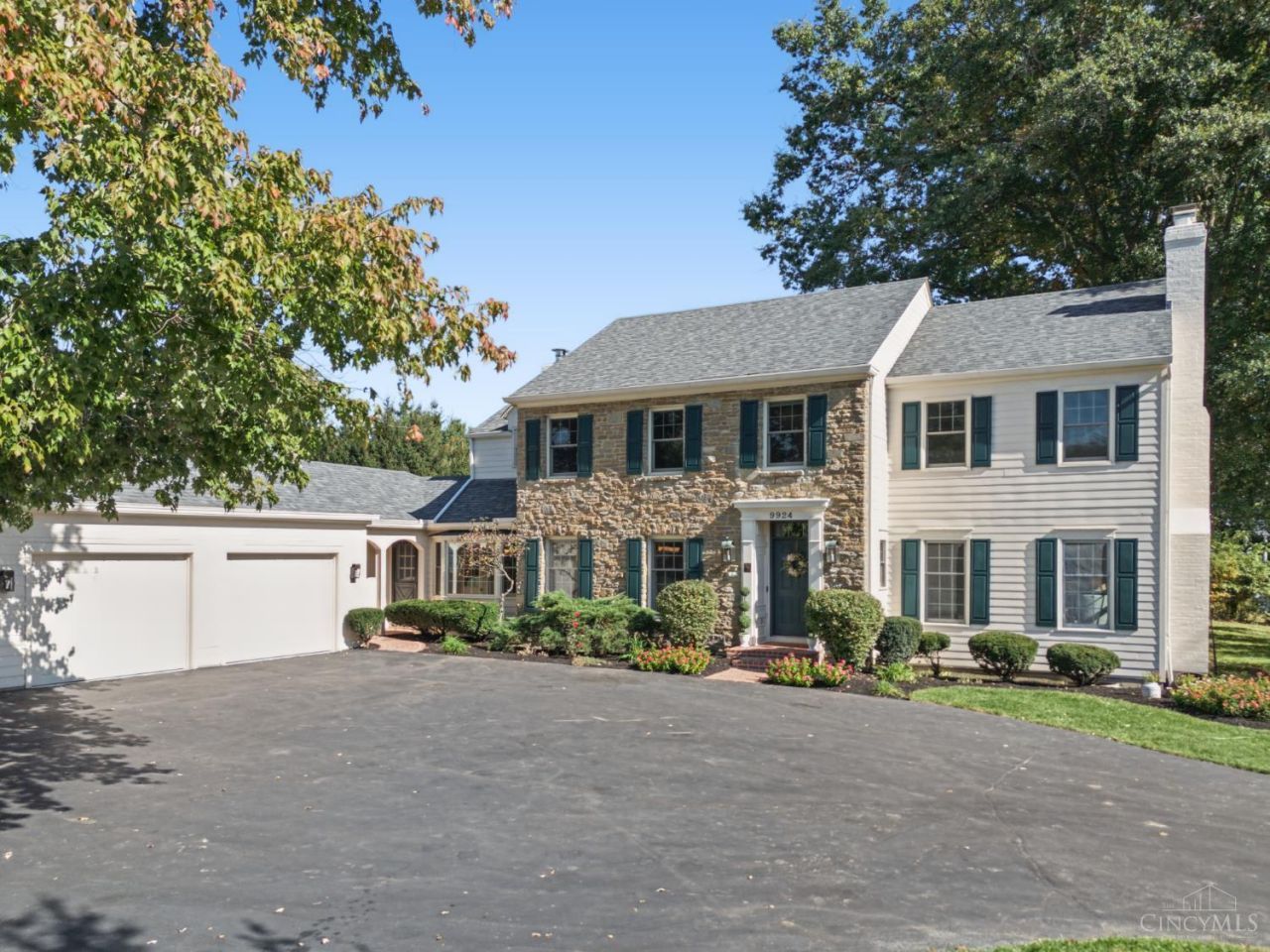 9924 Huntersrun Lane, Cincinnati, OH 45242 Main Photo
