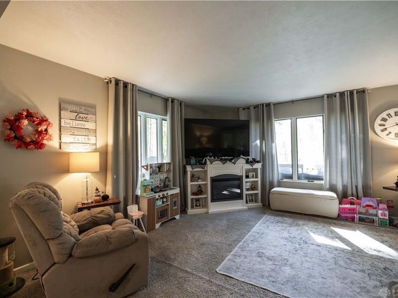 101 Roscommon, Springfield, OH 45503 Photo 24