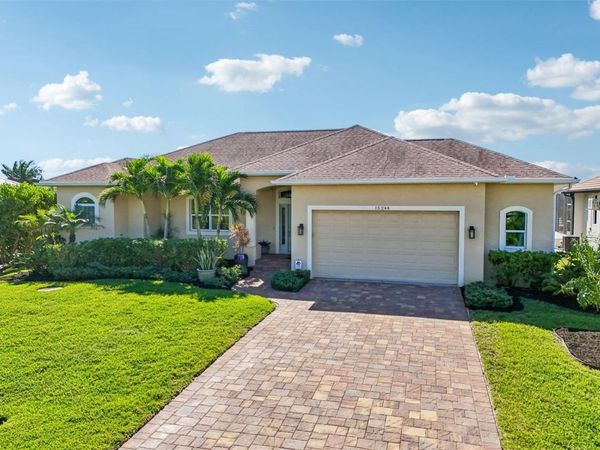 15244 CHINOOK WAY , PORT CHARLOTTE, FL 33981