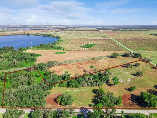 742 N LAKE REEDY BOULEVARD , FROSTPROOF, FL 33843