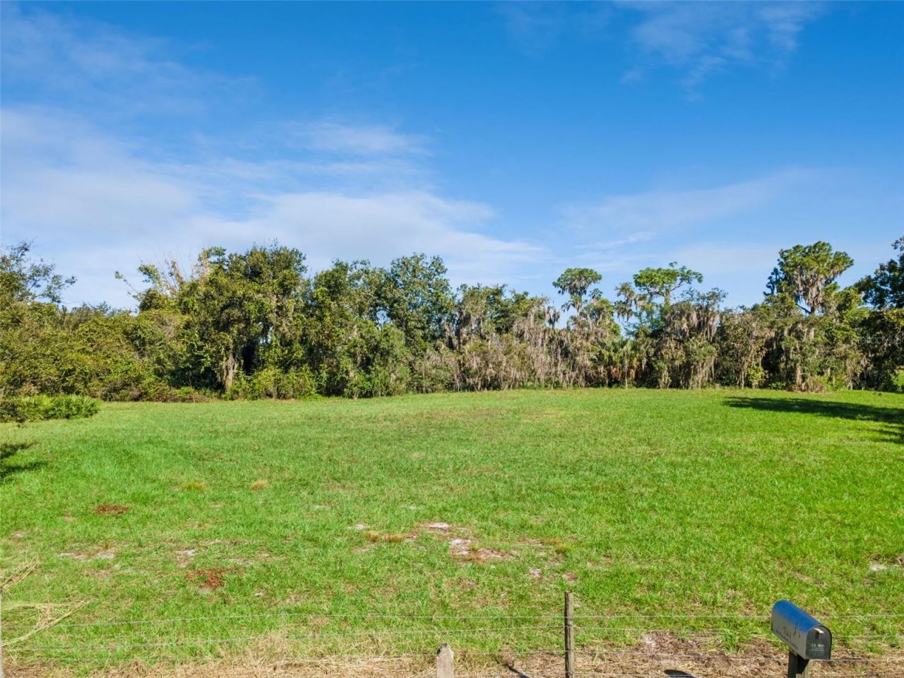 742 N Lake Reedy Boulevard , Frostproof, FL 33843 Photo