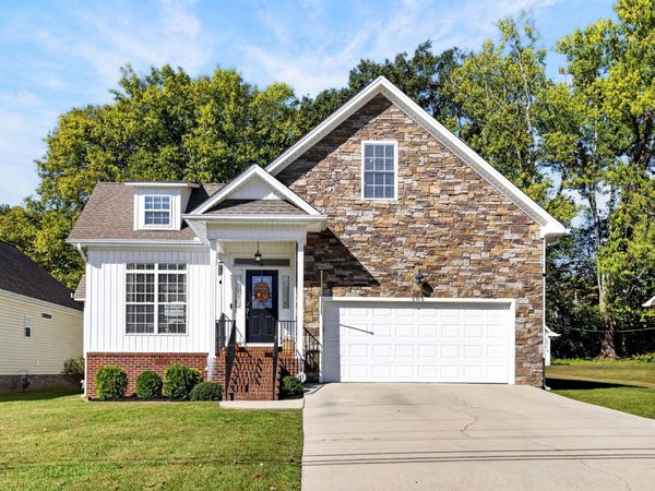 285 Grove Avenue NW, Cleveland, TN 37311